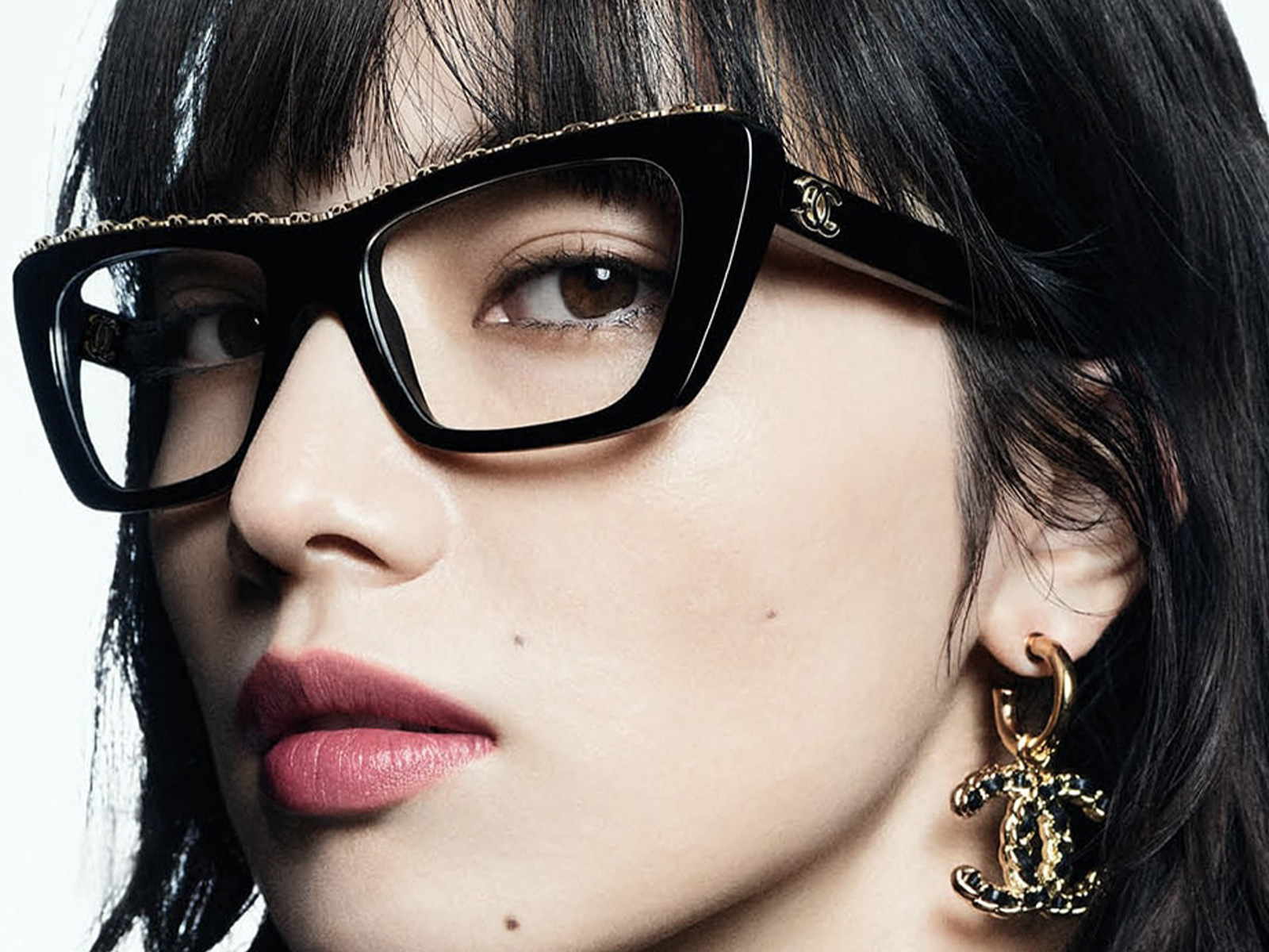 thumb-chanel-eyewear-ss-25.jpg
