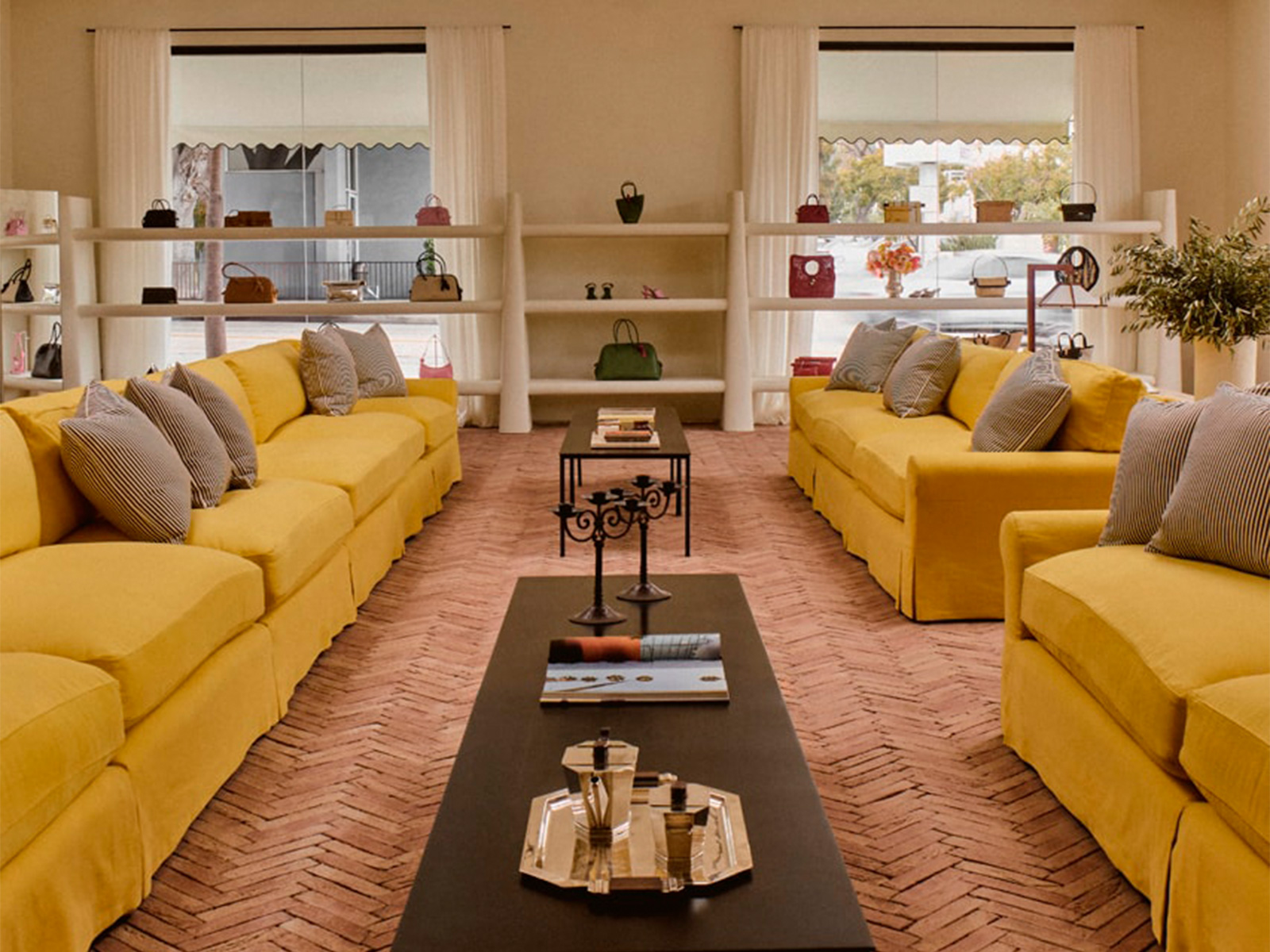 thumb-jacquemus-los-angeles-