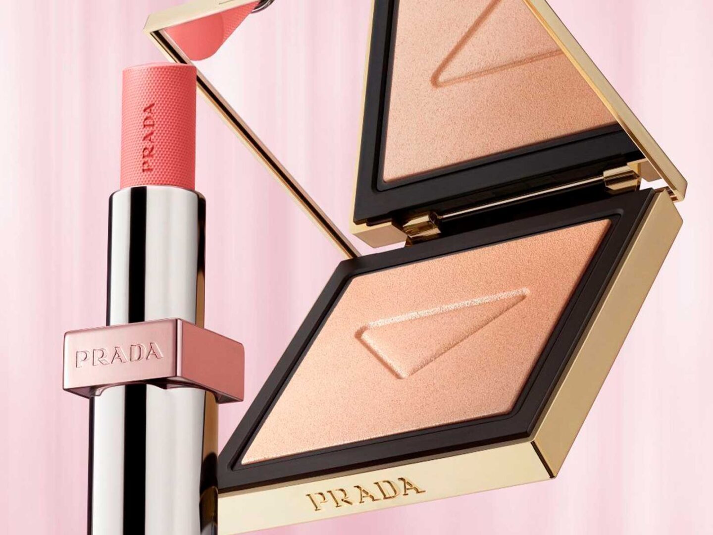 Prada Beauty redefine el glow con Light Glowing Lipcolor & Powder
