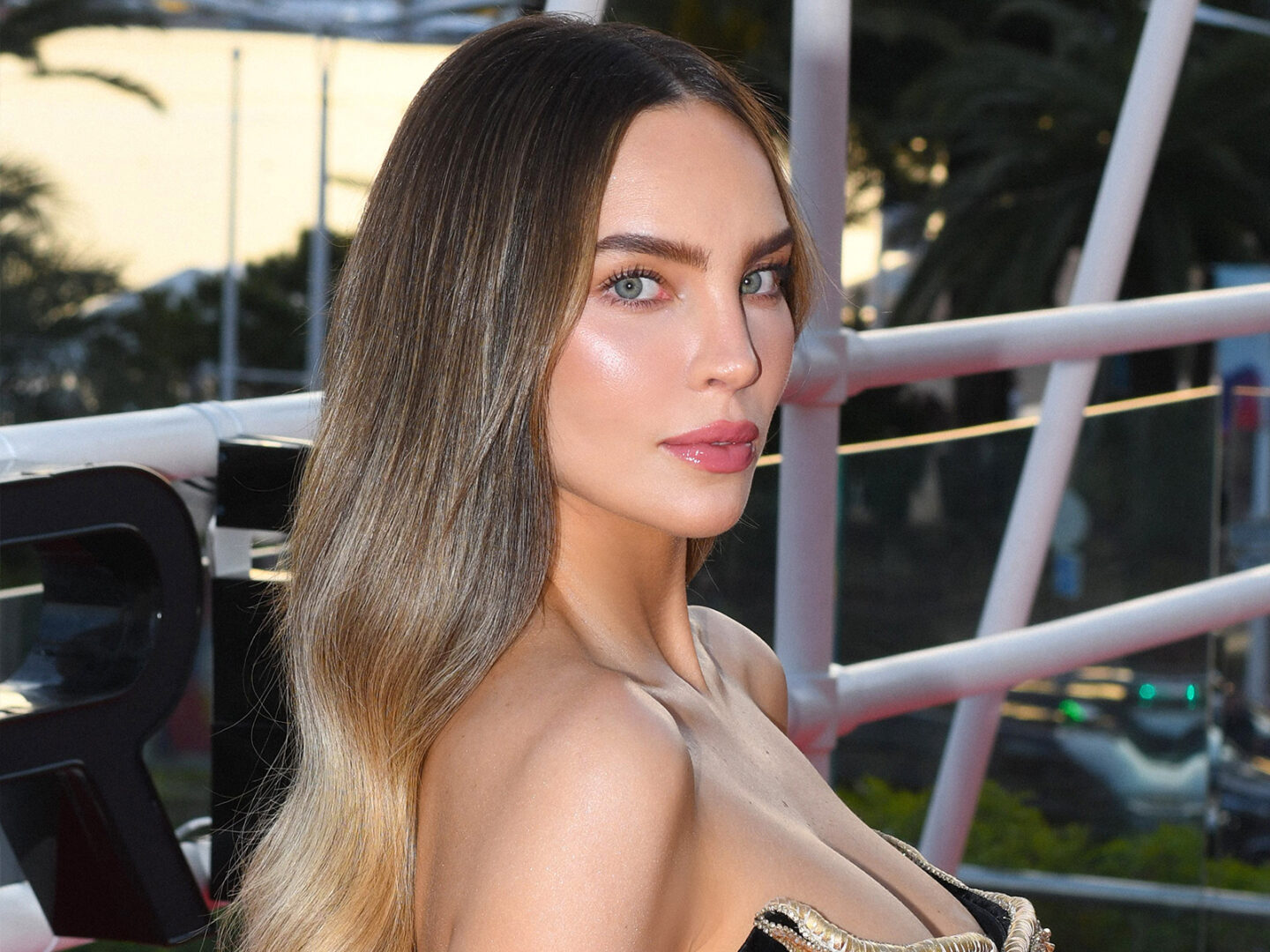 Belinda, Miguel Ángel Silvestre y Jaime Lorente compartirán pantalla en ‘Carlota’