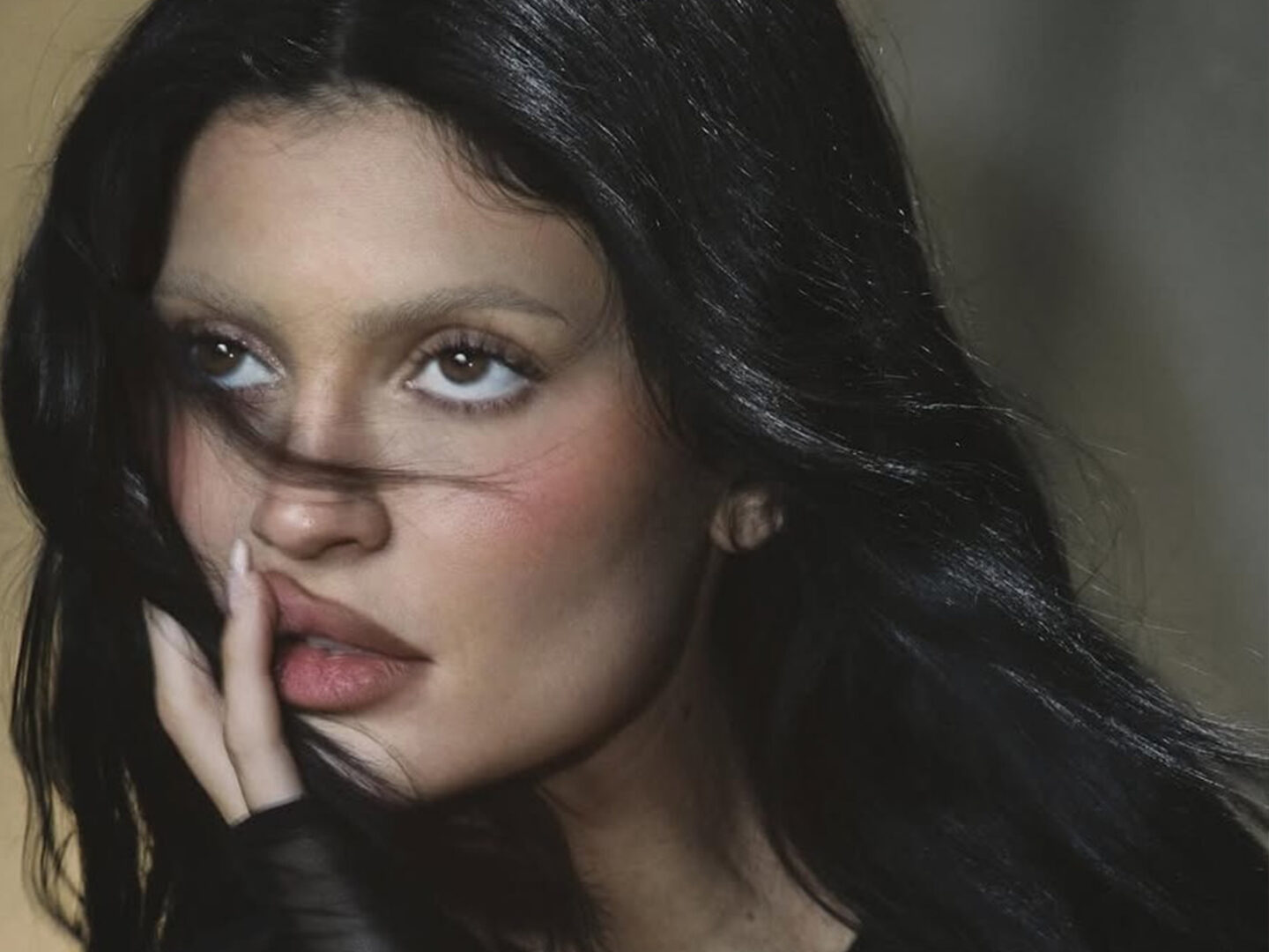 Khy x Dilara Findikoglu: pure gothic eroticism