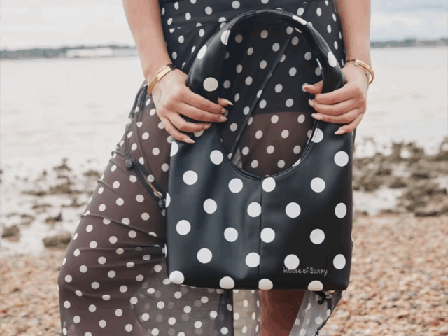 «Eternal»: la nueva colección de House of Sunny explora los estampados del verano