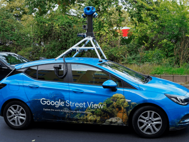Un hombre recibe 12.500 dólares tras aparecer desnudo en Google Street View