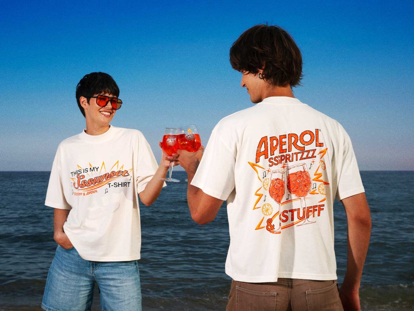 SSSTUFFF x Aperol Spritz colaboran en una cápsula que redefine el arte de vestir el verano