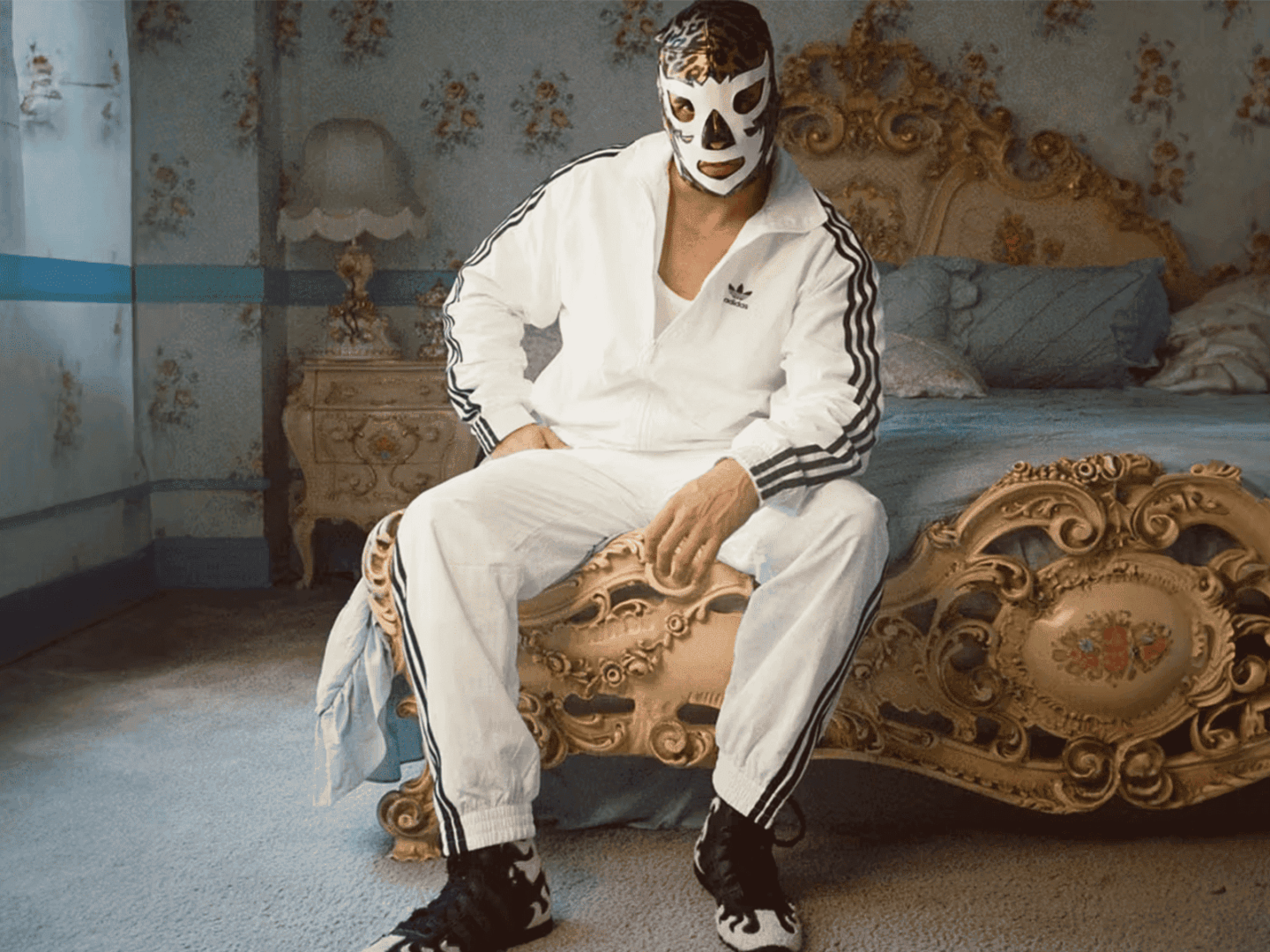 Brain Dead y adidas Originals encienden el ring con «Japan Flames»