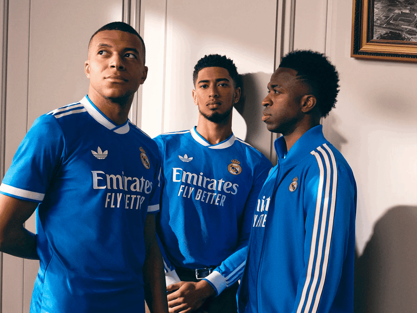 El Real Madrid se viste de azul Bernabéu en su nueva equipación