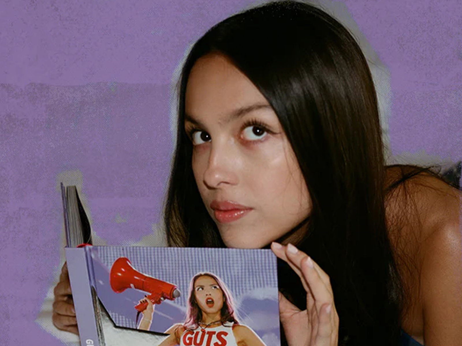 Olivia Rodrigo releases the official Guts World Tour book