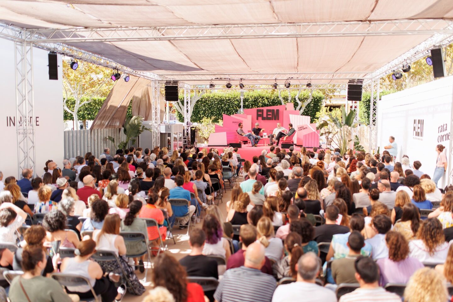 Carmen Mola en el Festival de Literatura Expandida de Magaluf (FLEM) 2024 desde el INNSiDE by Meliá