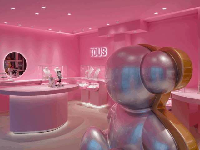 TOUS