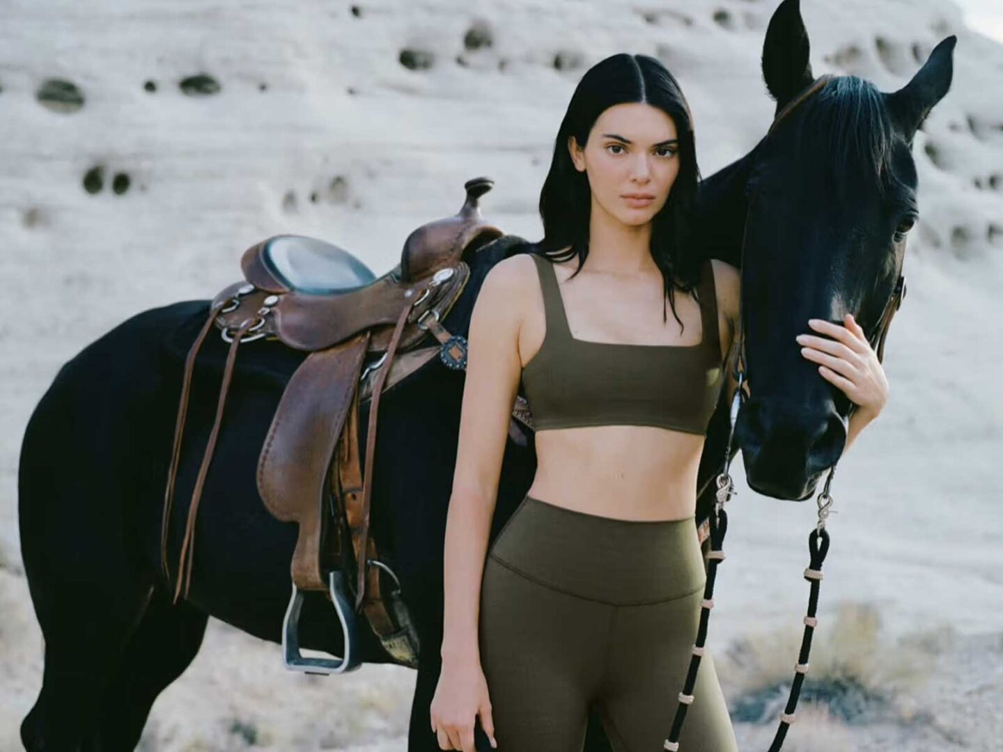ALO launches the second drop of its campaign with the new “Green Olive” colour
