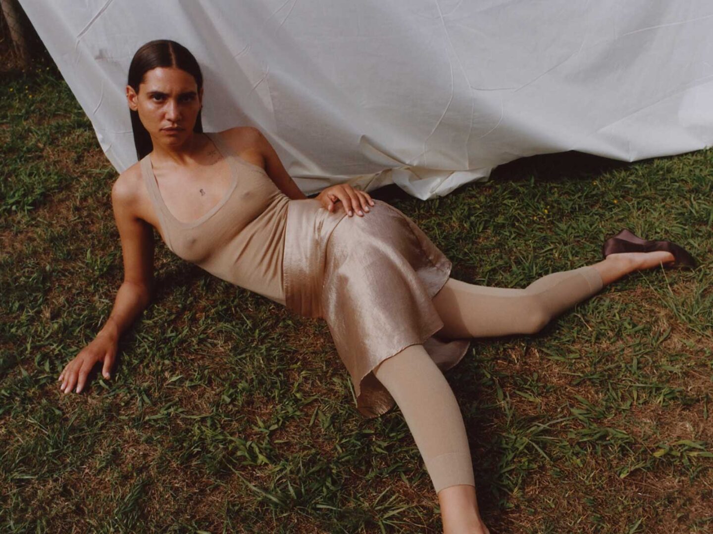 Okay Kaya protagoniza la nueva campaña FW25 de Gimaguas