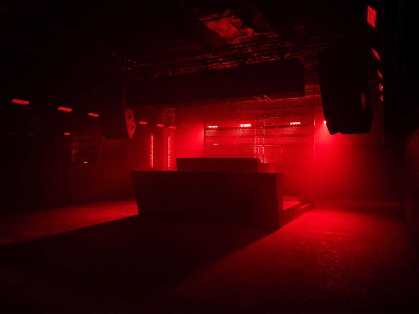 FVTVR desvela su programa para PFW con FKA Twigs, Arca, Chloe Caillet y más