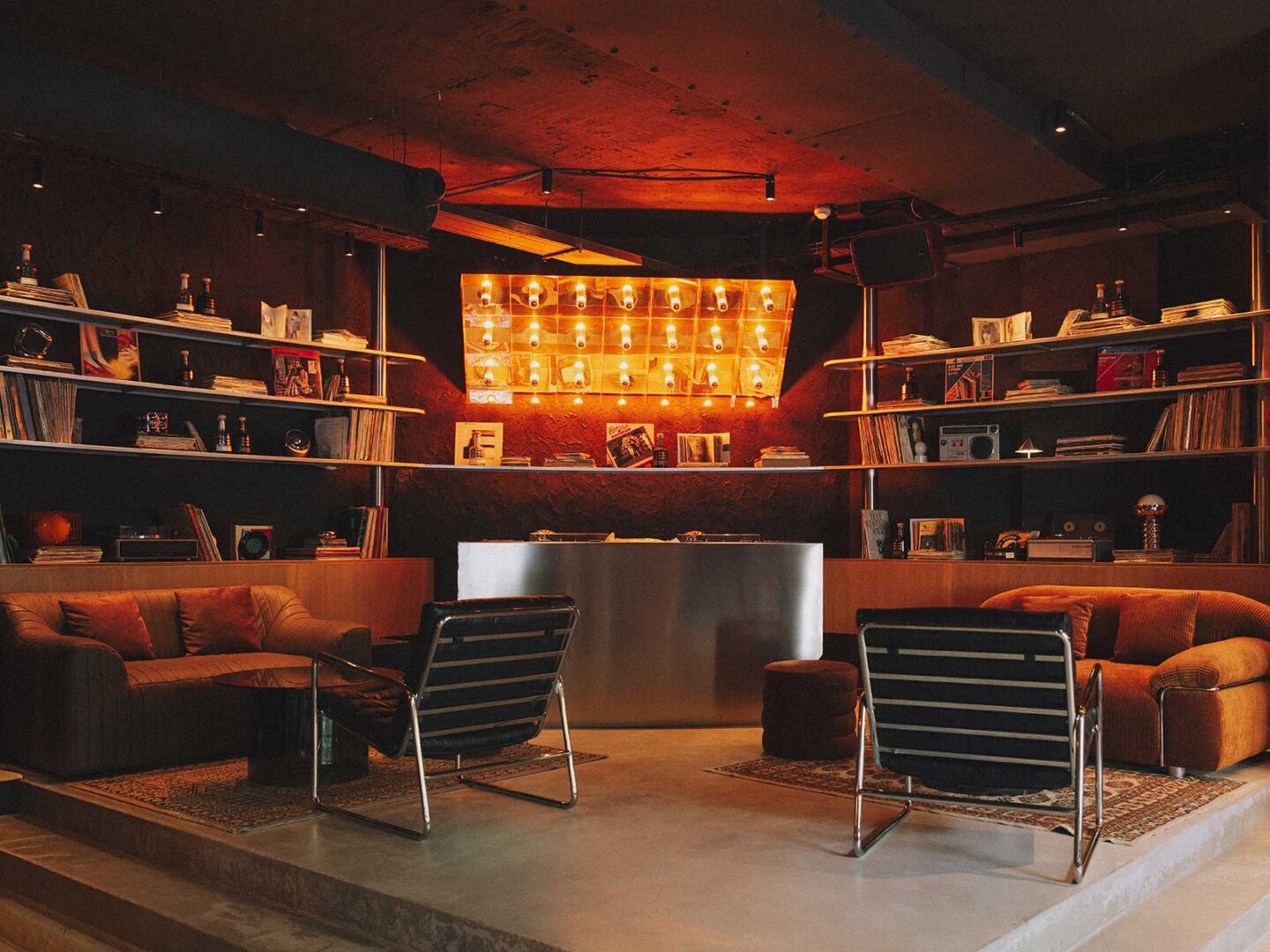Snake Bar: the new hotspot for lovers of creative cocktails and live music