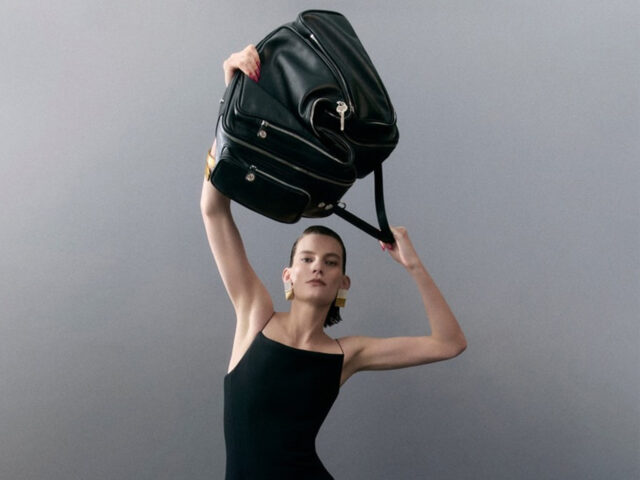 Acne Studios actualiza uno de sus iconos: el Camero Bag
