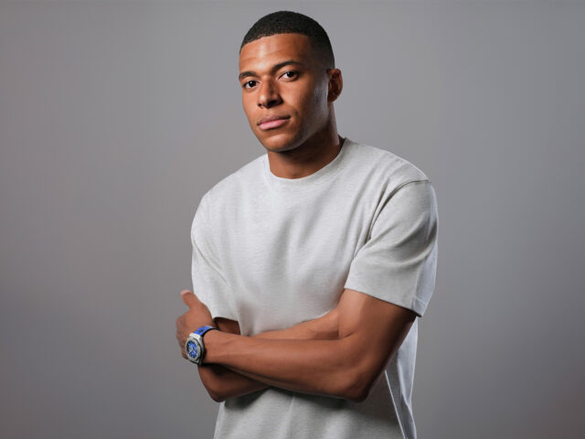 Hublot celebra 10 años con la UEFA Champions League junto a Mbappé