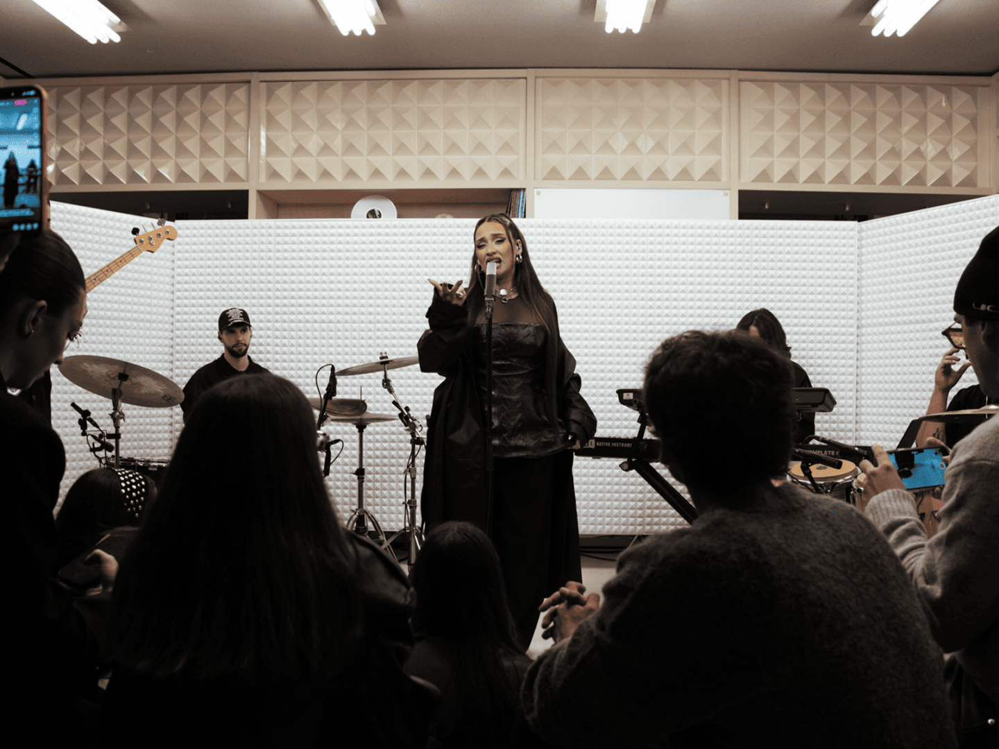 Lia Kali opens Gallery Live at Bershka’s new San Sebastián store