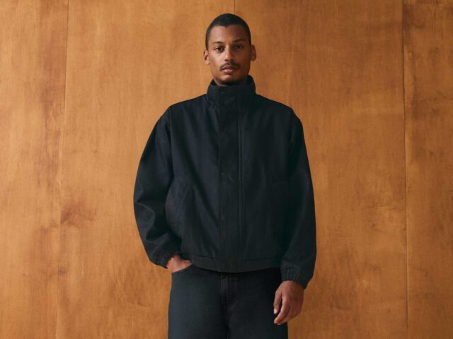 Levi’s® eleva las siluetas clásicas con coated denim en su colección FW25