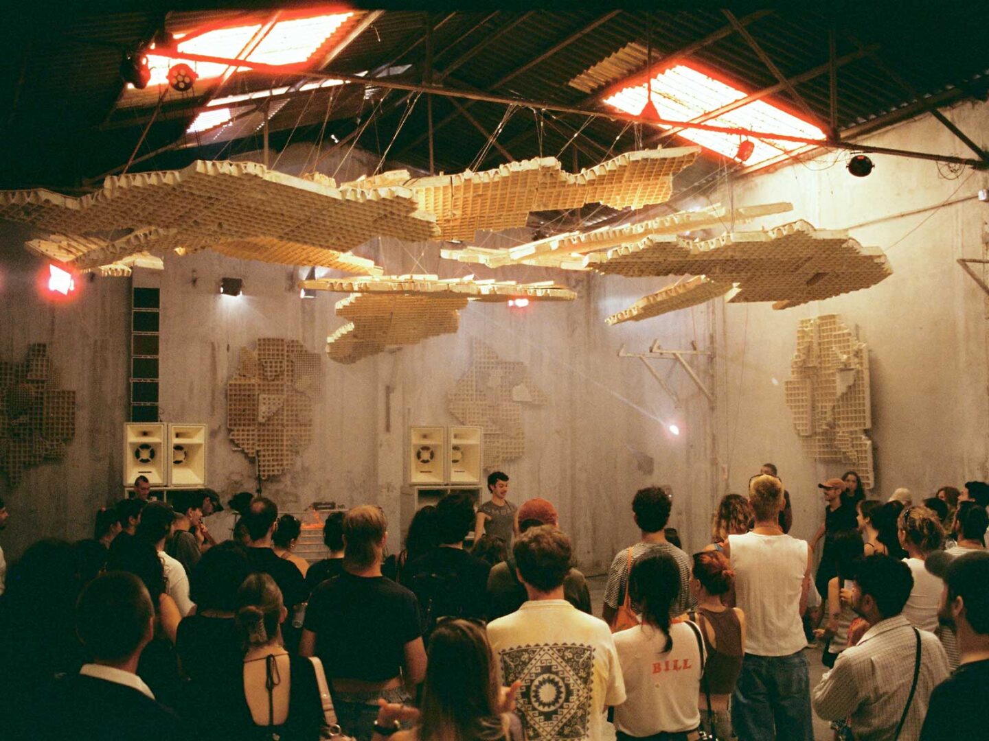 Pluto closes its Portal residency: art, architecture and raves in the Valencian countryside