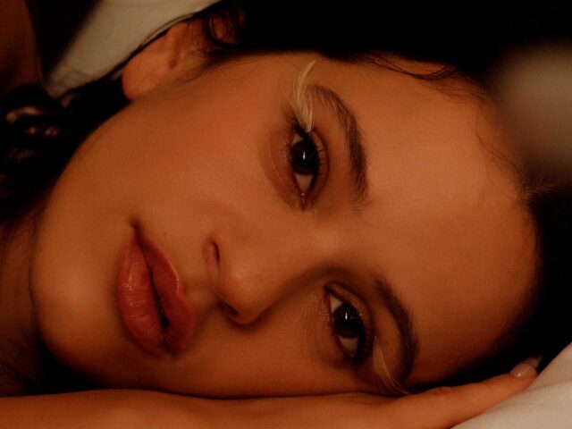 ROSALÍA lanza «Berghain»: el primer adelanto de su próximo álbum LUX