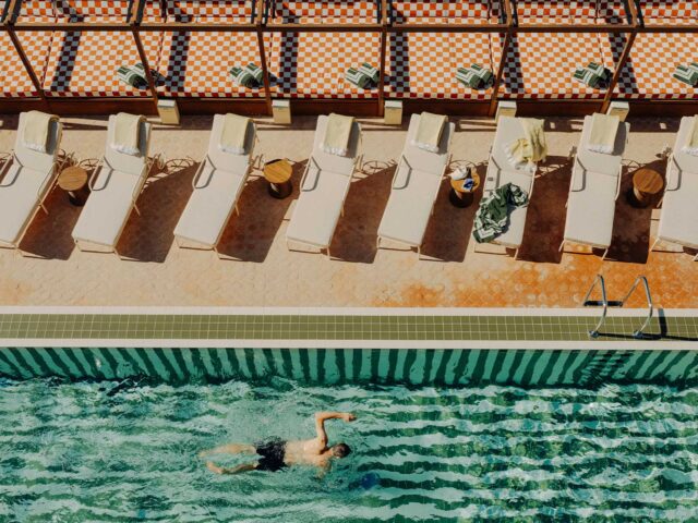 Soho House expande su universo con Barcelona Pool House