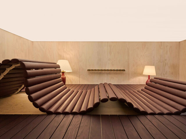 ‘La Déclive’ de Pierre Paulin renace en Design Miami.Paris