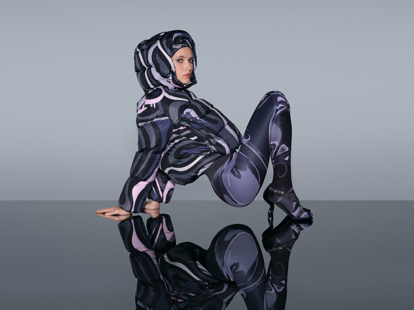 Pucci sube la temperatura al invierno con sus plumas