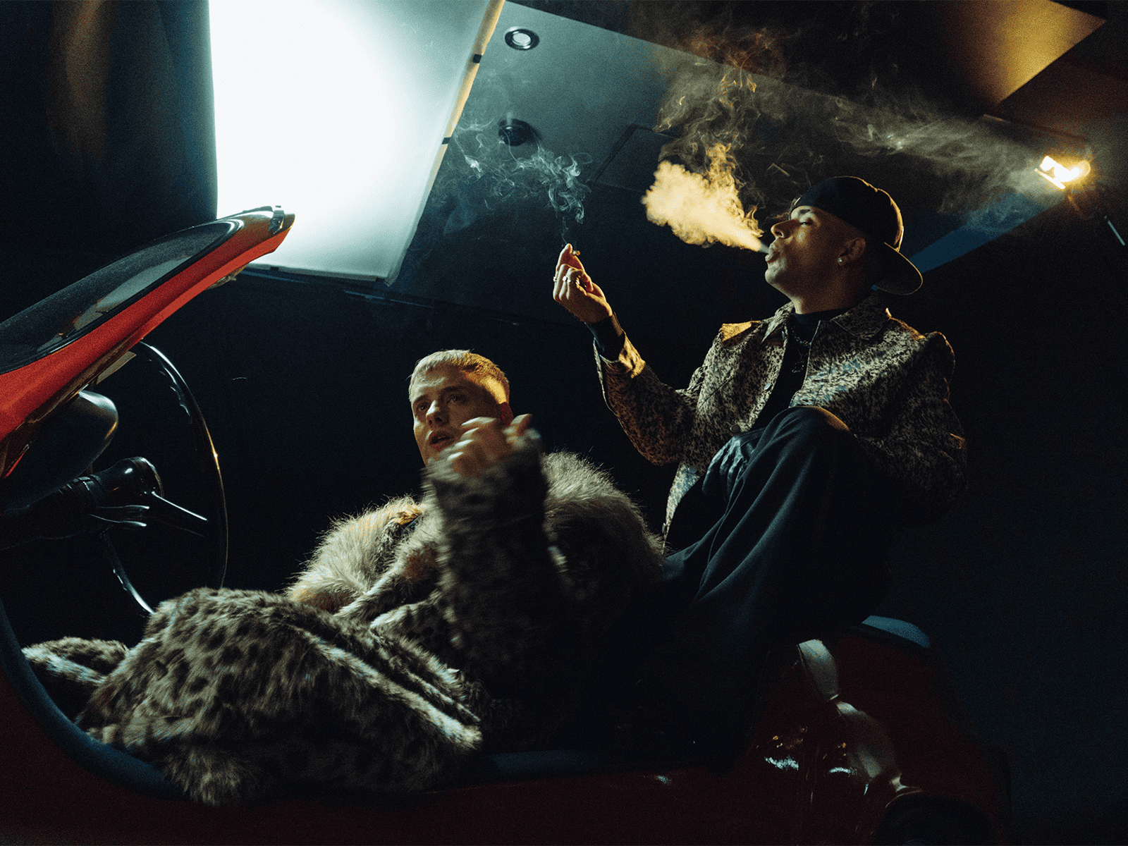 Fernandocosta and Grecas join forces on “GRECOFERNANDA”