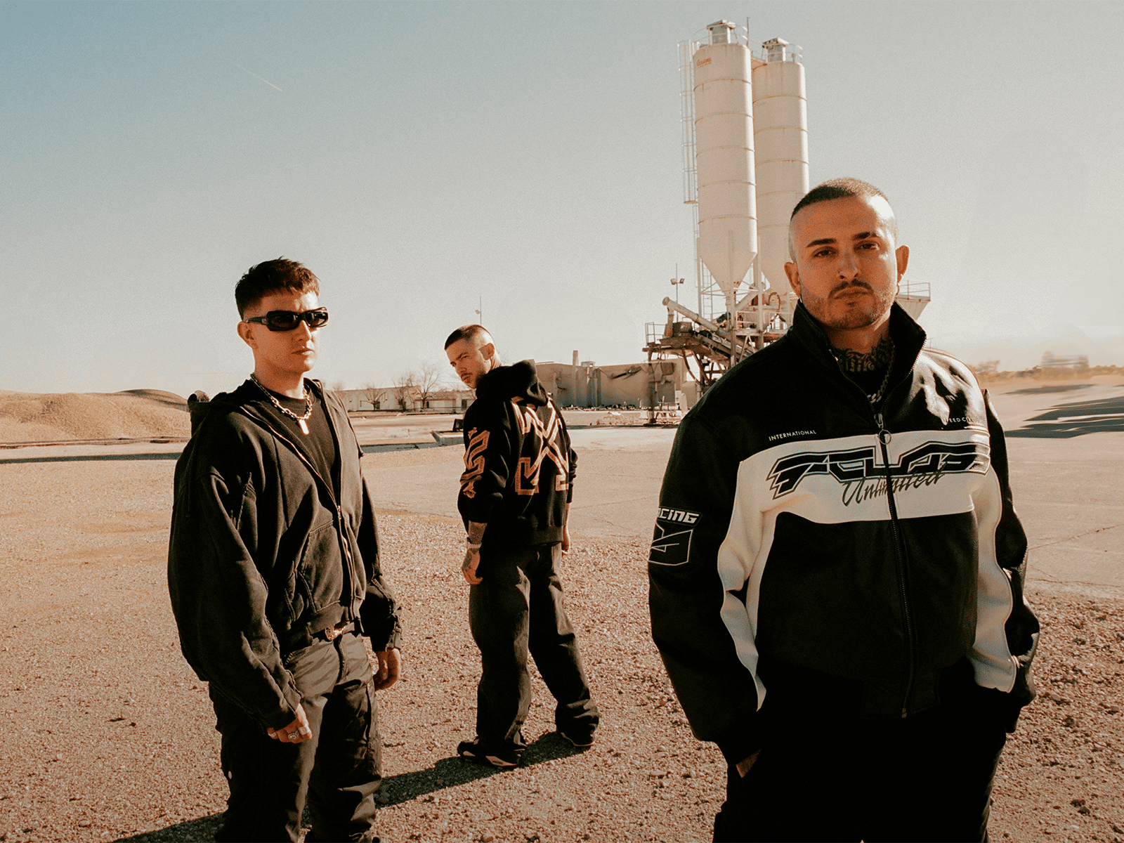 Hijos de la Ruina celebrate their roots and brotherhood in “MOLTISANTI”