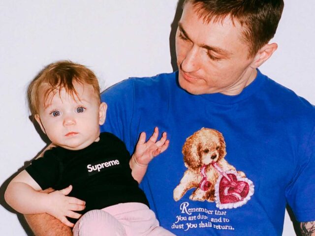 Supreme pone el broche final a 2025 con una nueva serie de camisetas gráficas