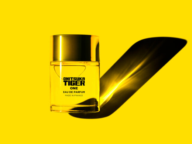 Onitsuka Tiger se estrena en la perfumería
