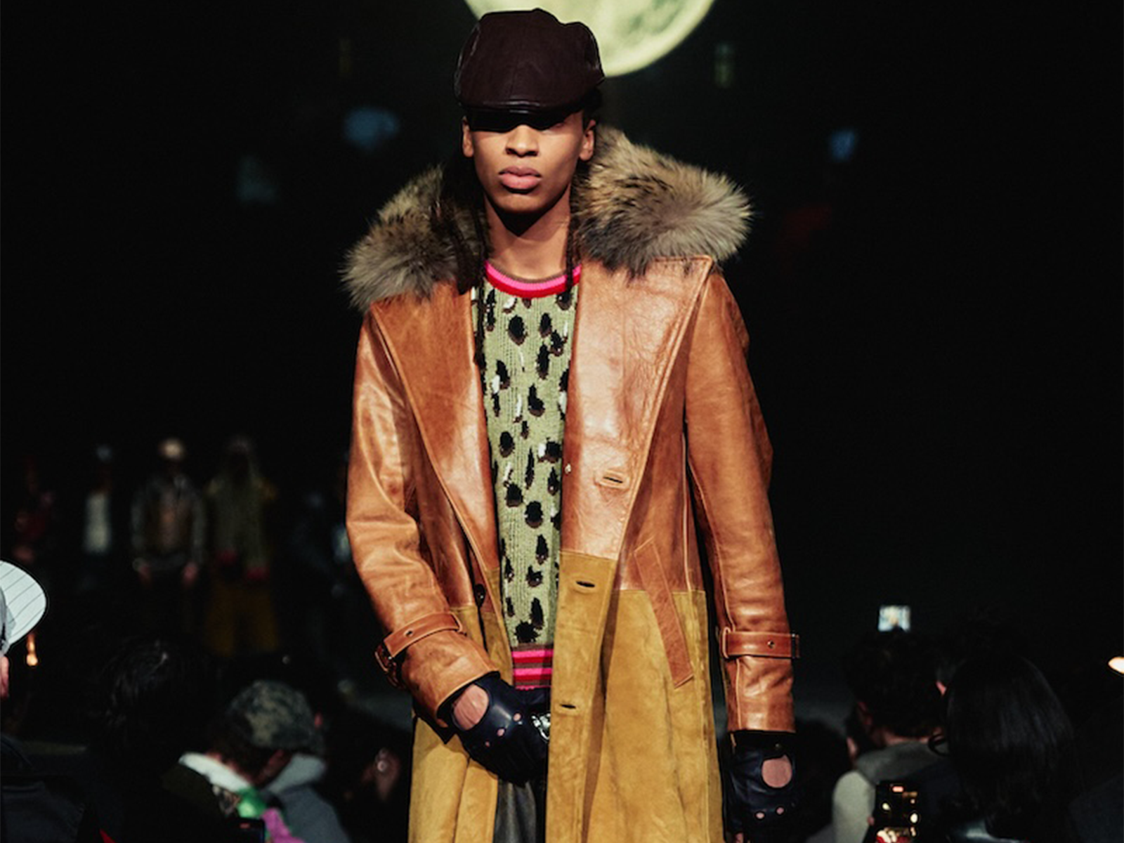showdetails MILANO AW 2006-07 ファッション誌 Thumb-PDF-Channel.png