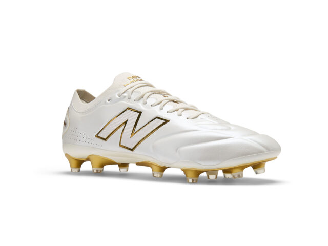 All about the New Balance 443 v2 boot