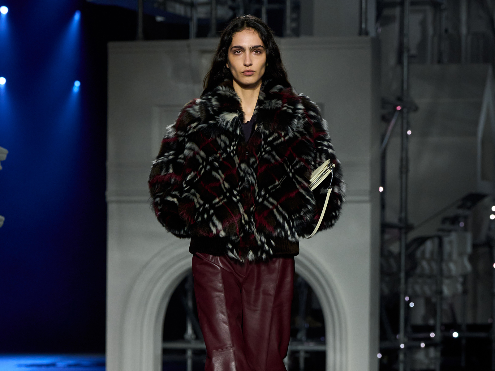 Thumb-H-Burberry-Winter-2026-