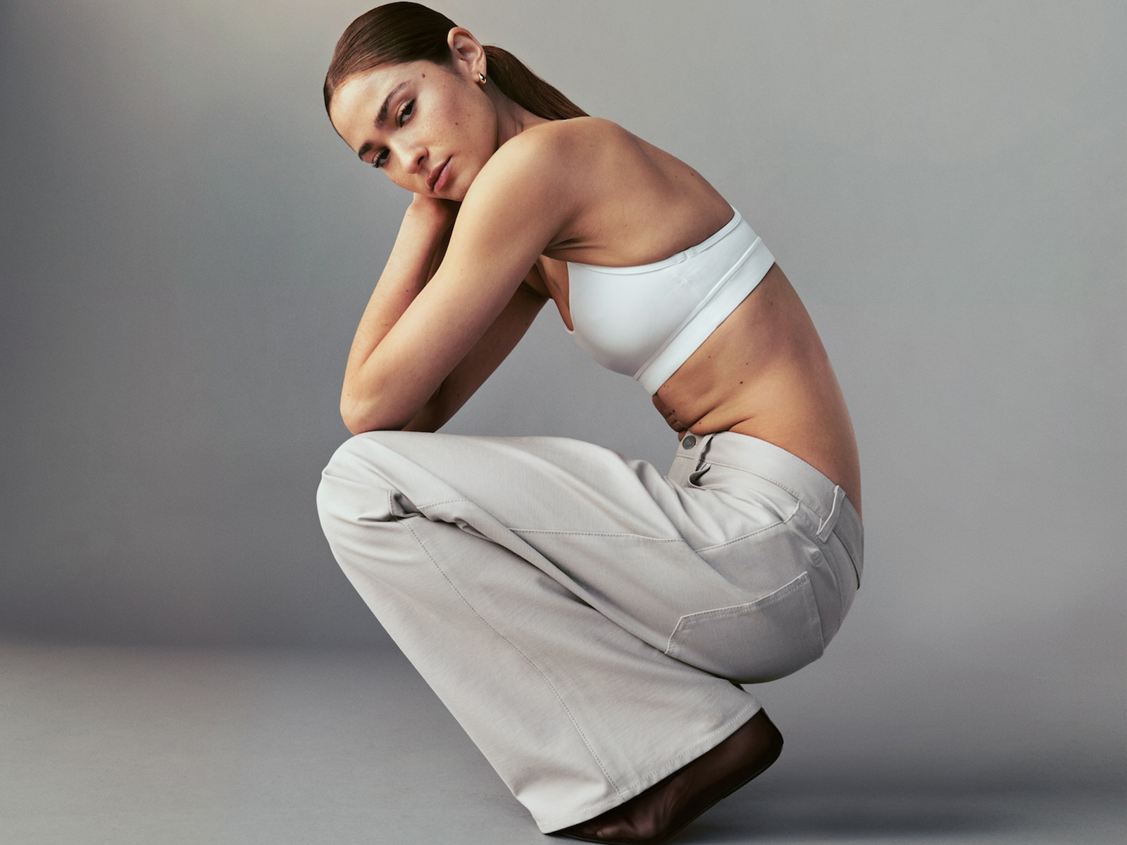 lululemon reinterprets denim in 'EasyFive' - HIGHXTAR.