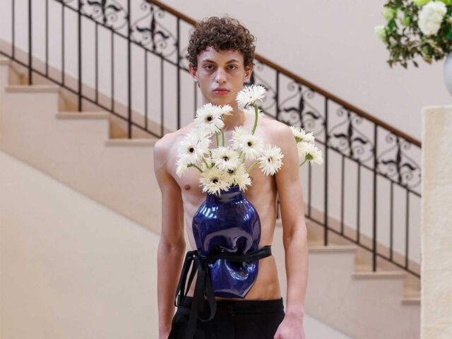 El impecable debut de Thevxlley en la London Fashion Week