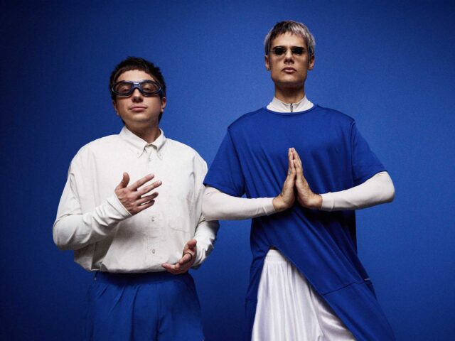 CA7RIEL Y PACO AMOROSO llegan a Madrid para inaugurar la nueva plataforma musical de Ballantine’s y COLORSxSTUDIOS