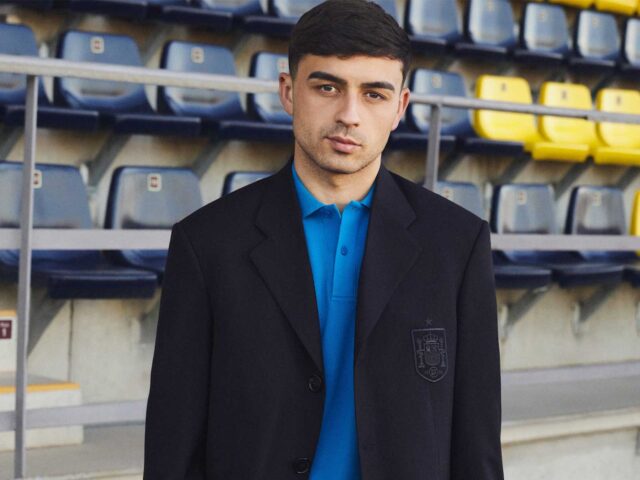 LOEWE Dresses the Spanish National Football Team