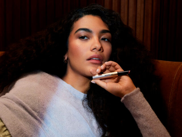 Olivia Dean reveals the secret behind her perfect lips