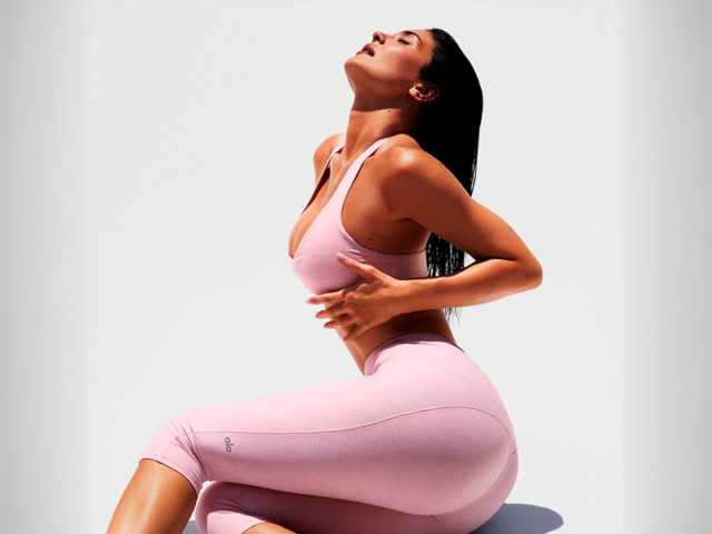 alo yoga