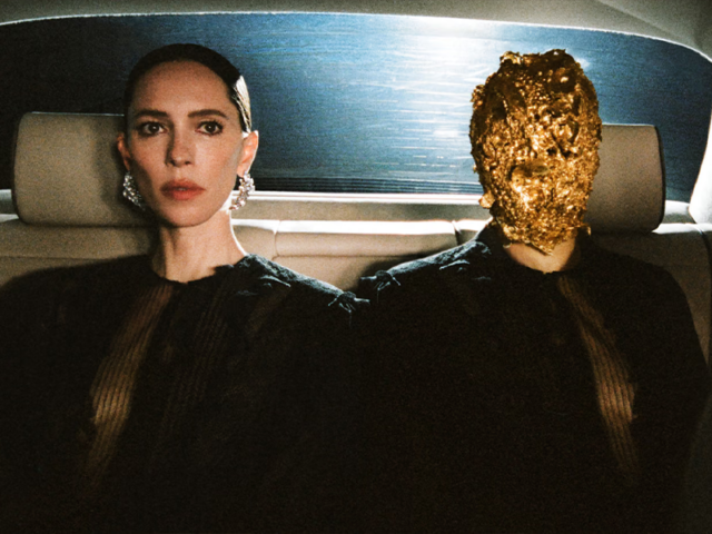 Rebecca Hall se enfrenta a su doppelgänger en el nuevo cortometraje de Maison Margiela