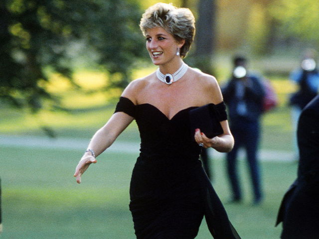 El vestido de la venganza de Lady Di sale a subasta